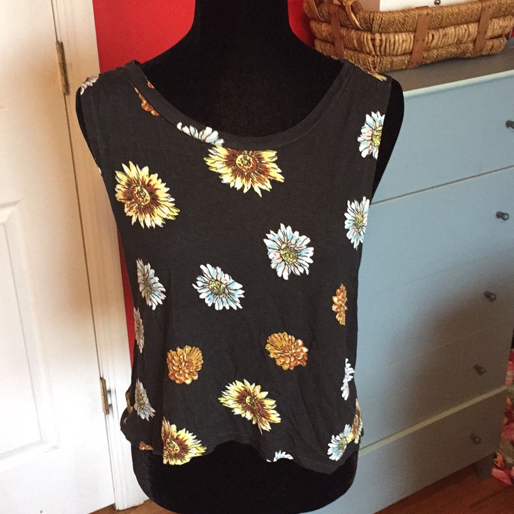 Floral graphic tank top with low cut arm holes